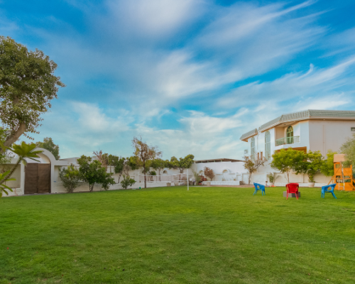 playground available in holiday villas in dubai for rent located in the central neighbourhood of Jumeirah 3, just 2 minutes from Sheikh Zayed Road.