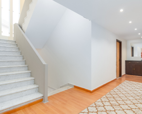 villa for rent located in the central neighbourhood of Jumeirah 3, just 2 minutes from Sheikh Zayed Road.