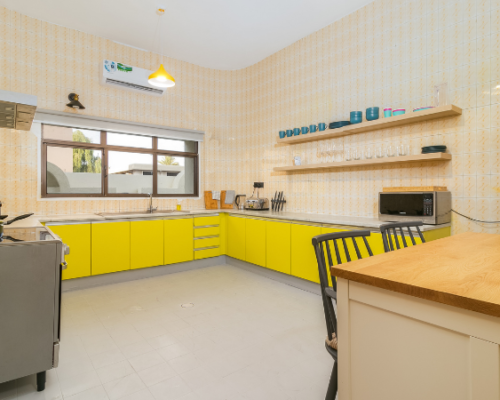 kitchen available in vacation villas in dubai for rent