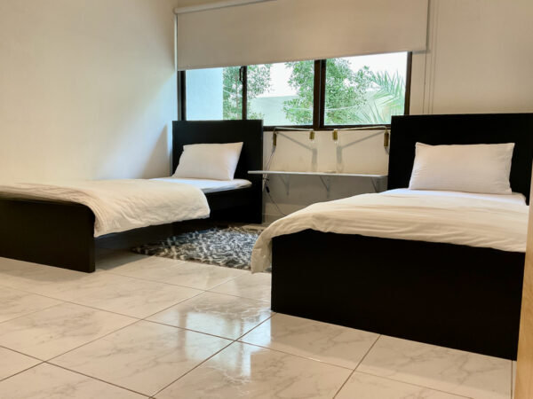 a bedroom available in the short term vacation rentals in dubai